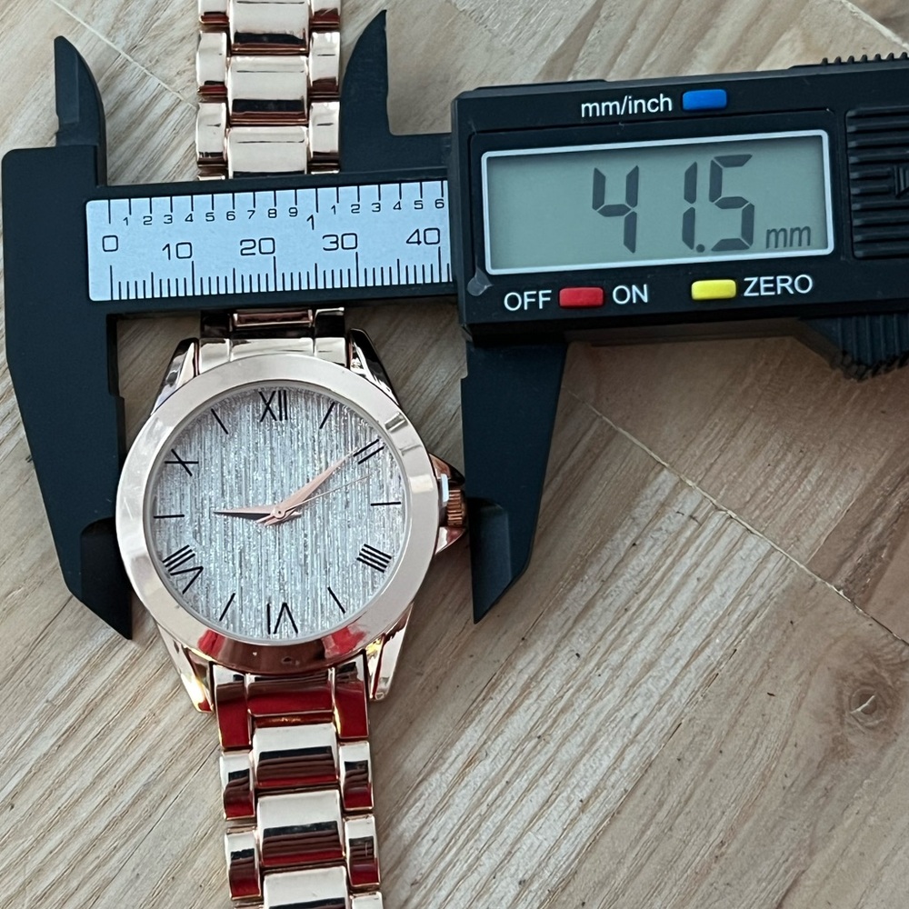 Fashion Watch Accutime Brand - Picture 7 of 9